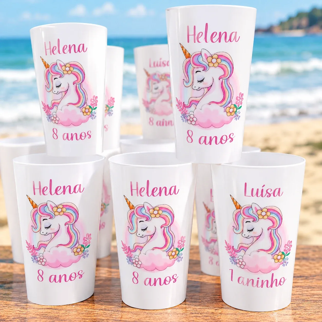 Copos infantis personalizados com tema unicórnio